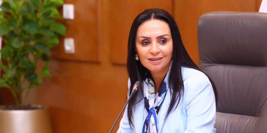 وزيرة التضامن: صرف مساعدات لأسر ضحايا حادث الطريق الأوسطى