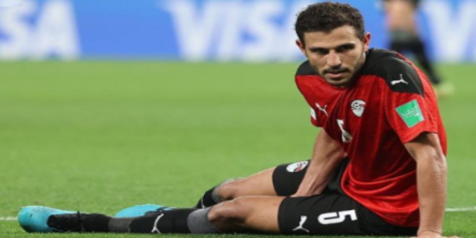ضربة قوية للفراعنة.. إصابة حمدي فتحي تحرمه من معسكر منتخب مصر