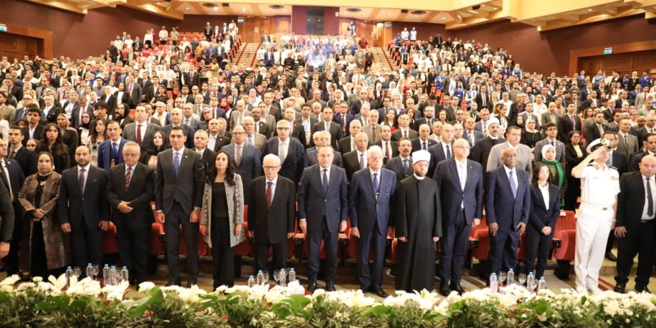 تحت رعاية الرئيس السيسي...افتتاح مؤتمر «الهوية الوطنية.. جذور راسخة ورؤية متجددة» بمكتبة الإسكندرية (صور)