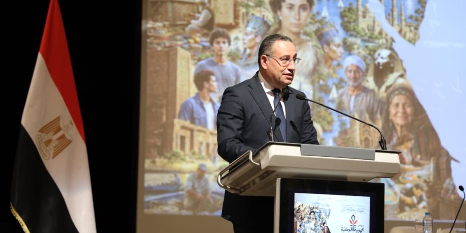 وزير التعليم العالي: حماية الهوية الوطنية تتطلب وعيًا بالتكنولوجيا والذكاء الاصطناعي وانفتاحًا واعيًا على العالم