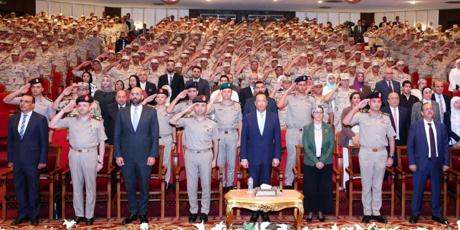 القوات المسلحة و«الاتصالات» تحتفلان بتخريج دفعة جديدة من المجندين ببرنامج التدريب الاحترافى بمعهد ITI