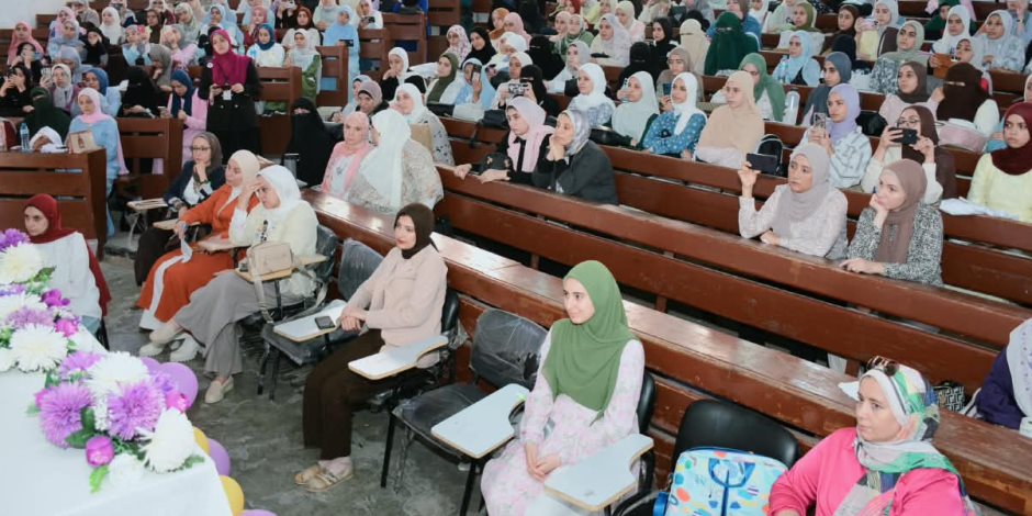 «سفراء الأزهر» يشارك في استقبال طالبات «صيدلة بنات القاهرة»
