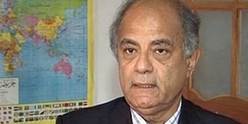 السفير حسين هريدى: مصر تتمسك بتسوية النزاعات بالوسائل السلمية والدبلوماسية