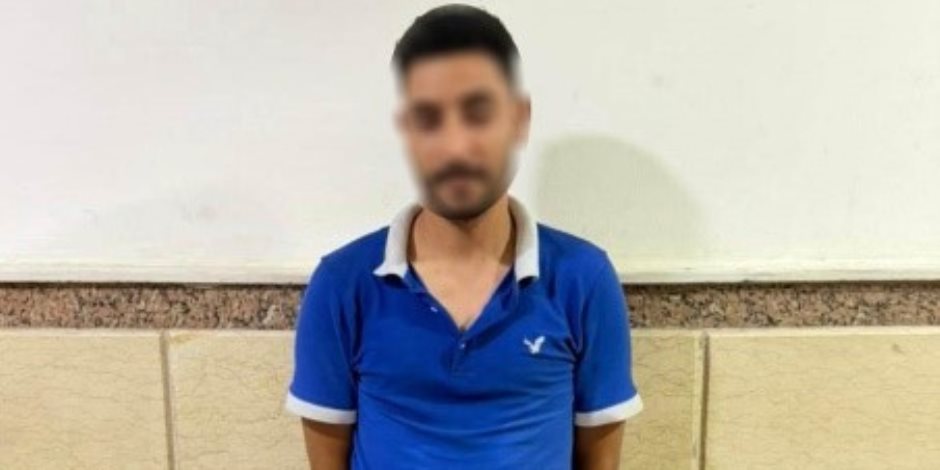 ضبط شخصًا بالإسماعيلية لإدارة صفحة للترويج لبيع الأسلحة البيضاء