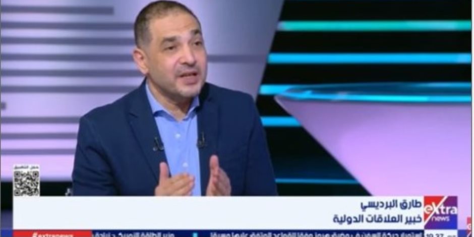 خبير علاقات دولية: إغلاق الممرات المائية يهدد الاقتصاد العالمي