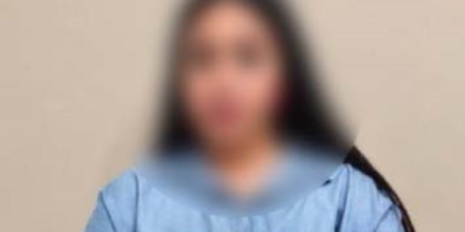 ضبط صانعة محتوى بالإسكندرية لنشرها مقاطع فيديو خادشة للحياء لتحقيق أرباح