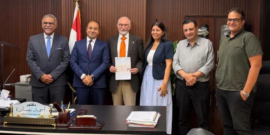 توقيع عقد تخصيص نحو 25.8 ألف متر للجامعة الألمانية الدولية لإقامة مشروع جامعي بالقاهرة الجديدة