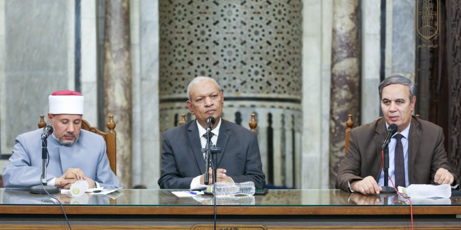 ملتقى القضايا المعاصرة بالجامع الأزهر يُفند شبهة انتشار الإسلام بالسيف والعنف