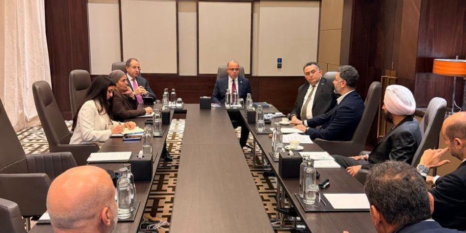 وزير الاستثمار: نعمل على الترويج للفرص الاستثمارية في القطاعات ذات الأولوية والمردود الاقتصادي والتصديري