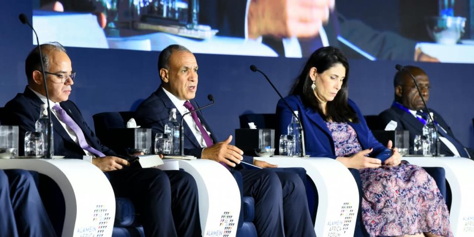 وزير الخارجية يشارك في جلسة نقاشية رفيعة المستوى حول دور الدبلوماسية الاقتصادية في تعزيز التجارة والاستثمار في أفريقيا
