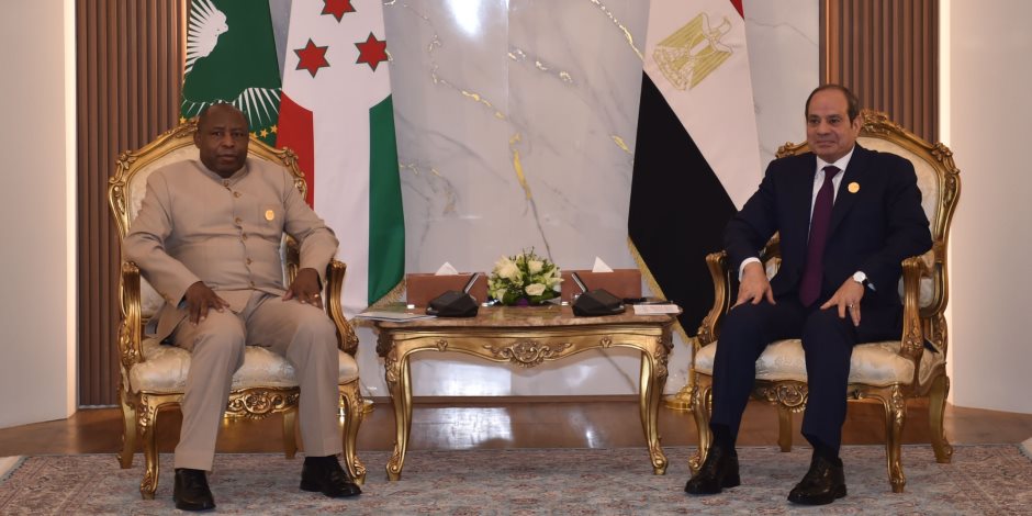 الرئيس السيسي يستقبل رئيس جمهورية بوروندي والرئيس الحالي للاتحاد الأفريقي على هامش فعاليات منتدى "العلمين.. أفريقيا للأعمال"