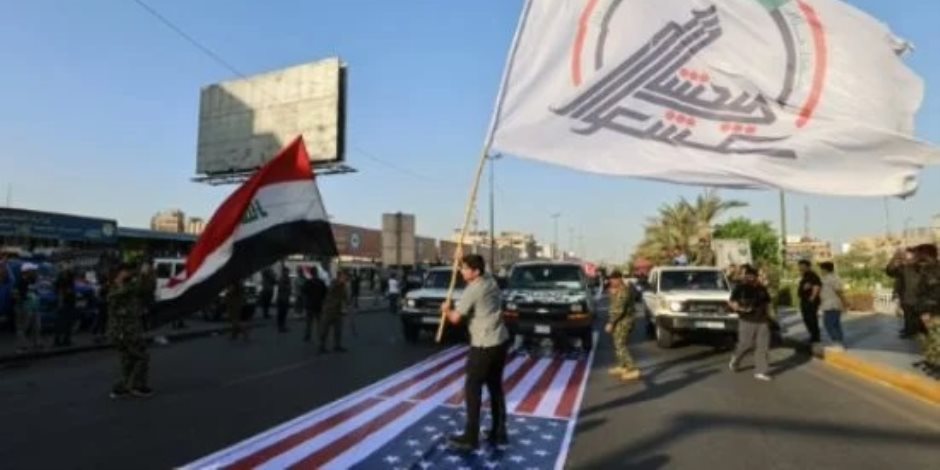 القوات المسلحة العراقية تعتقل متهمين بالإساءة إلى العلم الأمريكي في بغداد