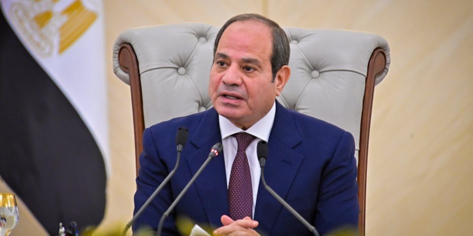 الرئيس السيسى لأسر الشهداء: مصر لن تنسى أبدا أبناءها الأوفياء وستظل ملتزمة بتقديم كل أشكال الدعم لهم