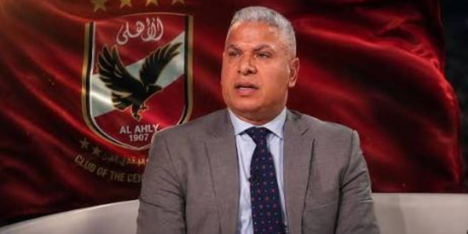 وائل جمعة يكشف كواليس تجديد عقود ثلاثي الأهلي