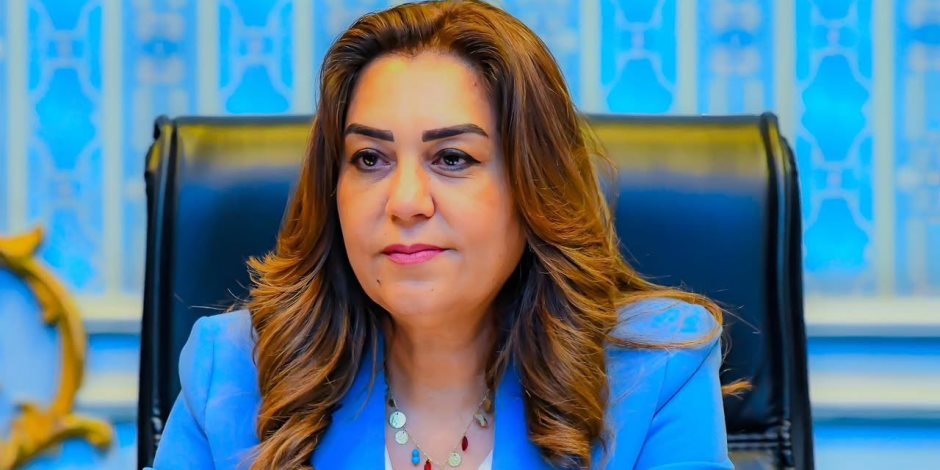 وزيرة التنمية المحلية والبيئة تتابع إجراءات تشكيل فرق متخصصة للتنمية الاقتصادية بقرى المبادرة الرئاسية "حياة كريمة"