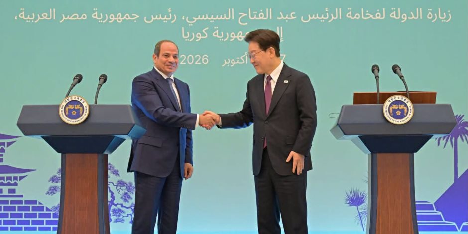 الرئيس السيسى يؤكد على سياسة مصر الداعمة لاستقرار القرن الأفريقى "صور"
