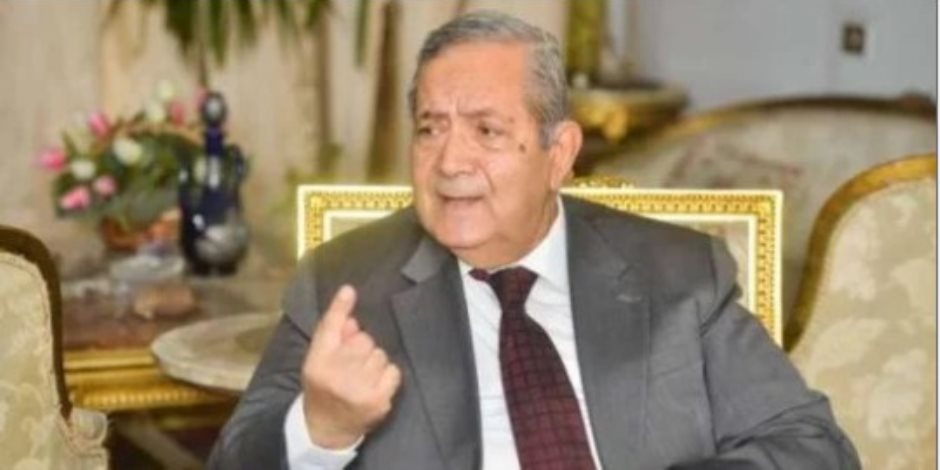 السفير جمال بيومي: زيارة الرئيس السيسي إلى ماليزيا تعزز انفتاح مصر على الأسواق العالمية