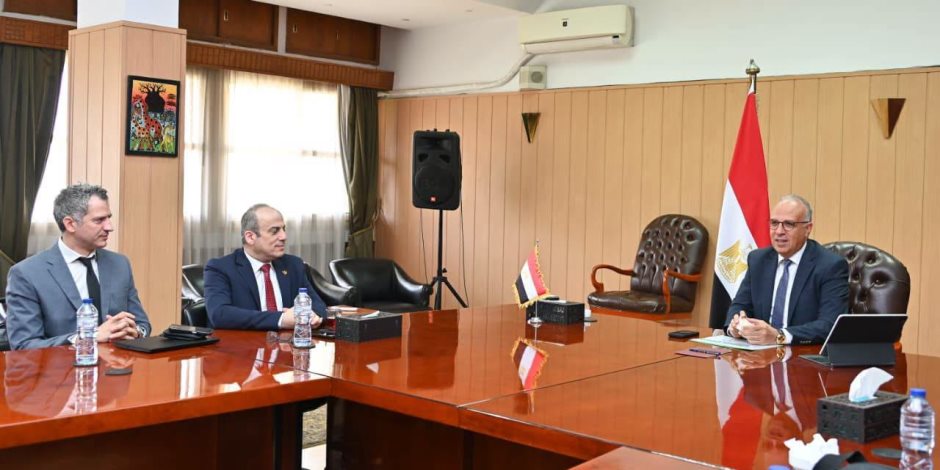 وزير الري: تعزيز الأمن الغذائي والتكيف مع التغيرات المناخية من خلال الطاقة الشمسية والري الرقمي