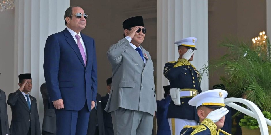 الرئيس السيسي يلتقي رئيس إندونيسيا ويؤكد أهمية مواصلة العمل على تطوير الشراكة الاستراتيجية بين البلدين "صور"