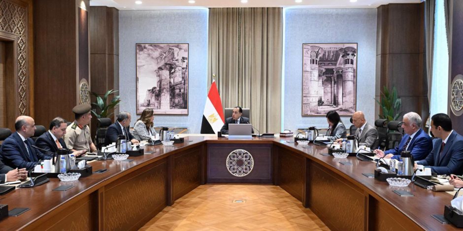 في إطار متابعة "منتدى مصر 2026".. رئيس الوزراء يستعرض محاور جلسة حول جهود التنمية الحضرية والعمرانية المستدامة