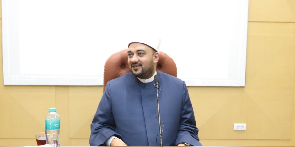 دار الإفتاء تواصل تدريب طلاب تايلاند بالأزهر على ضوابط الاختيار الفقهي وأحاديث الأحكام ومراحل صناعة الفتوى