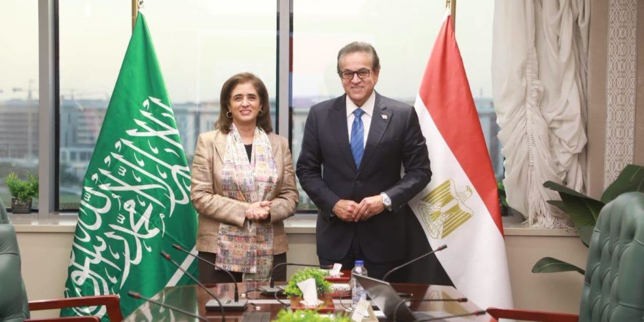 وزير الصحة يستقبل المدير الإقليمي لمنظمة الصحة العالمية لشرق المتوسط والمرشحة لمنصب المدير العام