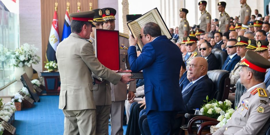 الرئيس السيسي من الأكاديمية العسكرية: لن يتولى حكم مصر مغرض أو خائن أو مجرم
