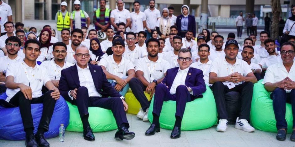 وزيرا التخطيط والاستثمار في لقاء مفتوح مع 150 طالب جامعي حول ريادة الأعمال