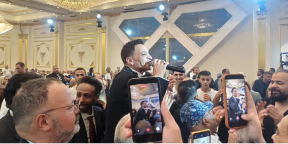 طارق الشيخ يحتفل بخطوبة نجله وسط أجواء عائلية مميزة.. صور