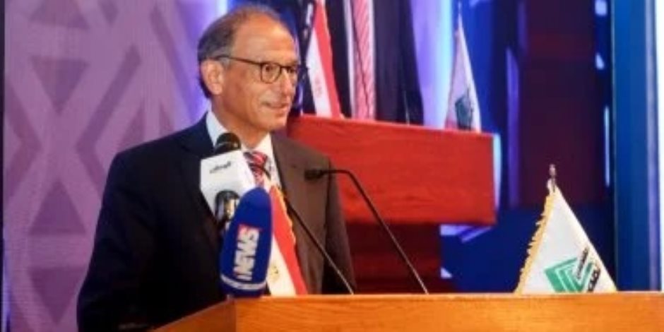 هاني عازر: مصر شهدت تجربة مبهرة في مجال الطرق