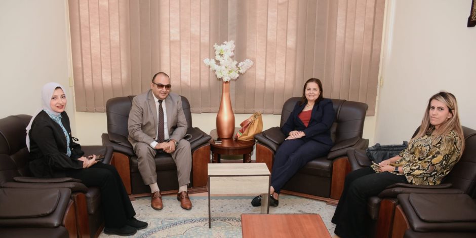منظمة خريجي الأزهر تبحث مع القومي لتنظيم الاتصالات تنفيذ برامج وأنشطة التوعوية والثقافة الرقمية