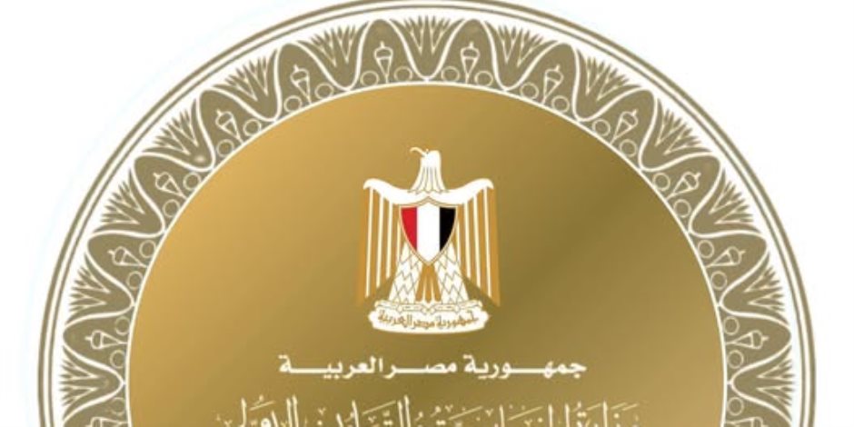 وزير الخارجية ورئيس جهاز المخابرات العامة يسلمان رسالة خطية من السيد الرئيس إلى خادم الحرمين الشريفين
