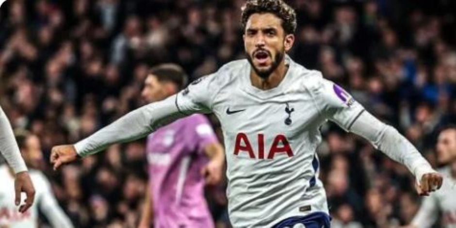 أتلتيكو مدريد يستهدف عمر مرموش.. وشرط الـ58 مليون يورو يشعل صراع خطف نجم مصر من توتنهام