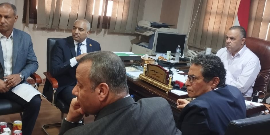 وكيل تشريعية النواب يوجّه بتحرك فوري لإنهاء مشكلات النظافة والإشغالات بمصر القديمة والمنيل .. ويؤكد: خدمة المواطنين أولوية لا تحتمل التأجيل