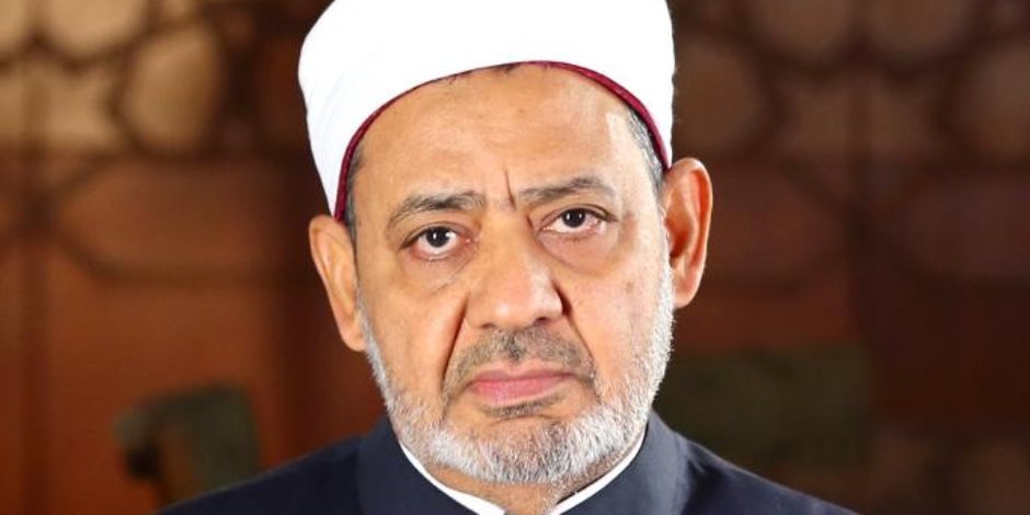 شيخ الأزهر يجدد إدانته الشديدة لاستهداف الحوثيين مكة المكرمة والمدينة المنورة ويطالب بوقف هذه الاعتداءات فورًا 