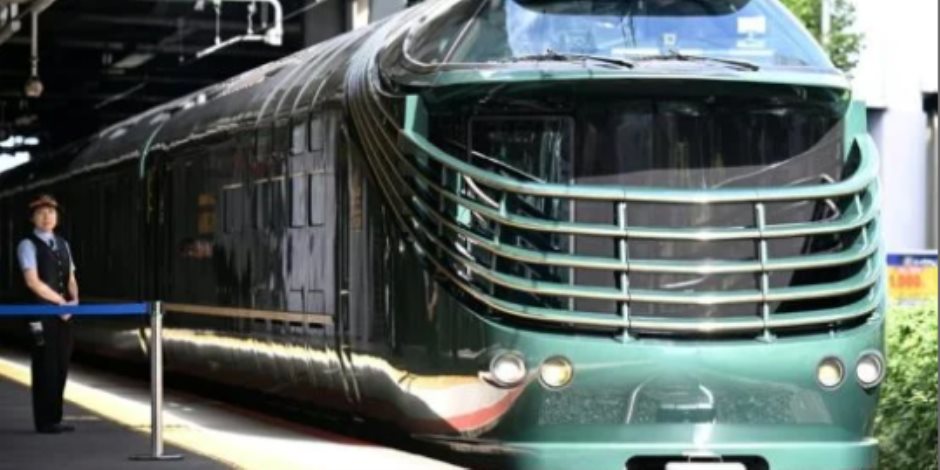 حدث بالفعل .. 16 كاتبا فرنسيا ويابانيا يكتبون رواية جماعية فى 24 ساعة خلال رحلة قطار