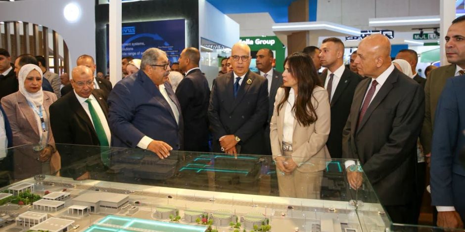 وزيرا الموارد المائية والإسكان يتابعان حلول كشف التسربات وتوطين المعدات ومعالجة الصرف الصناعي