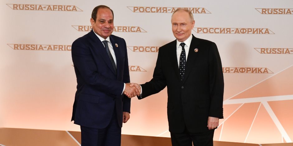 فخامة الرئيس السيسي يلتقي بوتين في الكرملين ويؤكد: مياه النيل قضية وجودية لمصر ونرفض الإجراءات الأحادية
