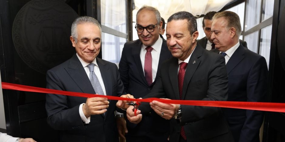 وزير العدل في زيارة لمحافظة المنوفية.. جولة تفقدية بمحكمة شبين الكوم وتدشين فرع توثيق جديد ولقاء مفتوح مع القضاة