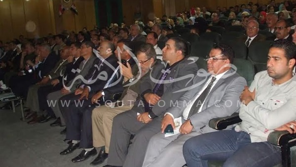 بالصور.. «وكيل الصحة» بالشرقية يشارك الأهالي احتفالات تحرير سيناء بالصور.. «وكيل الصحة» بالشرقية يشارك الأهالي احتفالات تحرير سيناء