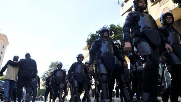استنفار أمني بشوارع الإسماعيلية في ذكرى تحرير سيناء استنفار أمني بشوارع الإسماعيلية في ذكرى تحرير سيناء