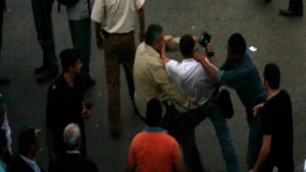 ضابط يتعدى على «صحفى» أثناء تغطيته مهام عملة بأسيوط 