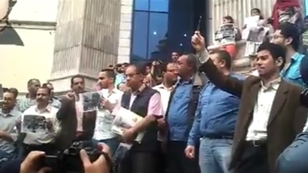 بالفيديو.. «الصحفيين» تهتف «يا حرية فينك فينك.. حكم السيسي بينا وبينك»