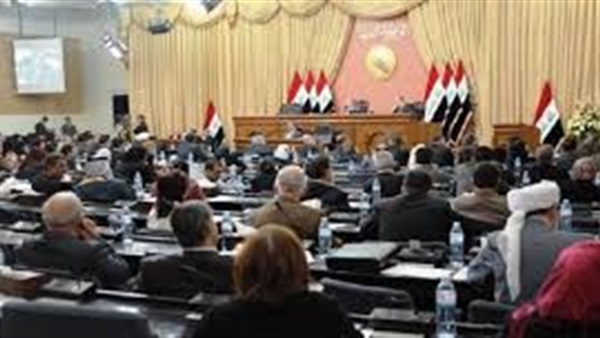 مشرعون عراقيون يجبرون زملاءهم على التصويت في قاعة منفصلة مشرعون عراقيون يجبرون زملاءهم على التصويت في قاعة منفصلة
