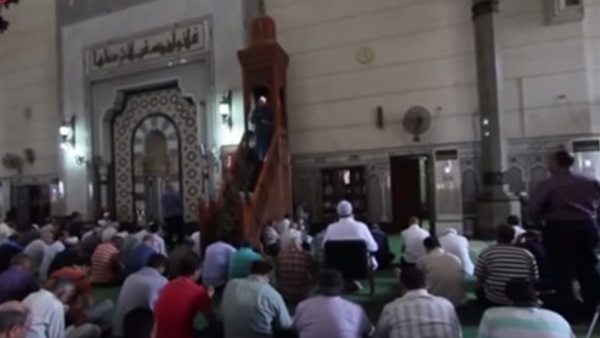 بالفيديو .. أداء صلاة الغائب على أرواح شهداء «منى»  