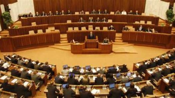 فوز الحكومة الجديدة في السلوفاك بثقة البرلمان