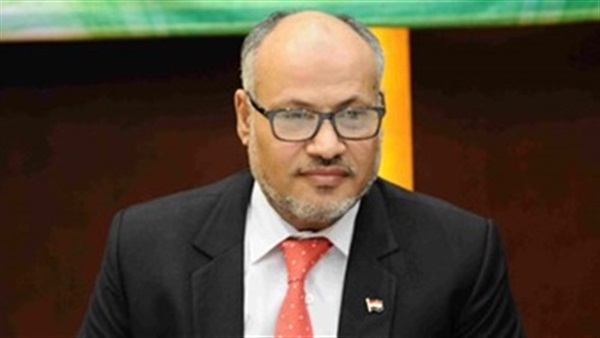 اليوم.. "الدراسات العليا" بجامعة الأزهر تبحث دمج المناهج