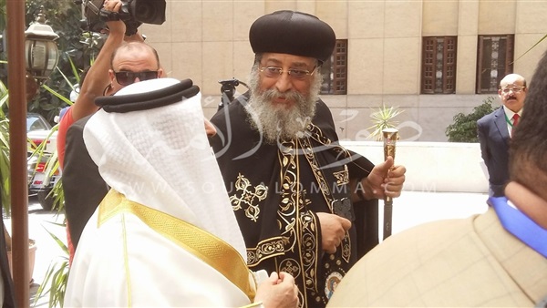 بالصور.. البابا تواضروس يستقبل ملك البحرين بمقر الكاتدرائية بالعباسية بالصور.. البابا تواضروس يستقبل ملك البحرين بمقر الكاتدرائية بالعباسية