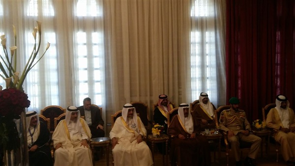 بالصور.. حضور وفد بحريني رفيع المستوى برفقة العاهل للكاتدرائية بالصور.. حضور وفد بحريني رفيع المستوى برفقة العاهل للكاتدرائية