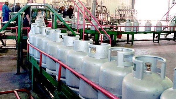 حل أزمة أنابيب البوتاجاز في مدن دمياط حل أزمة أنابيب البوتاجاز في مدن دمياط